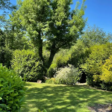 La Fontaine Romy בית הארחה 4*