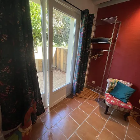 La Fontaine Romy Gæstehus Genneville