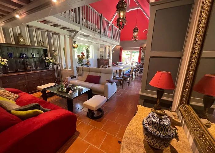 Guest house La Fontaine Romy 4*